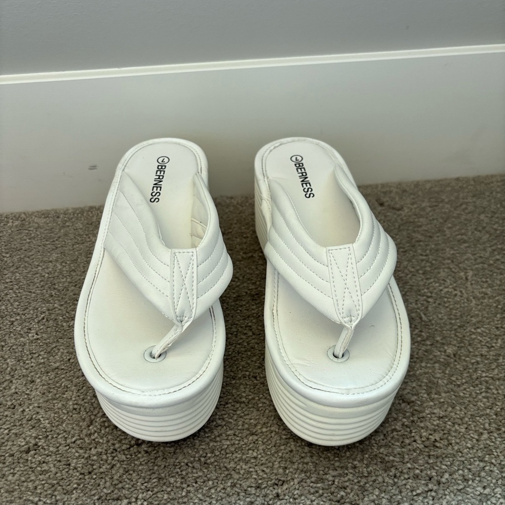 Platform flip flop from Princess Polly
